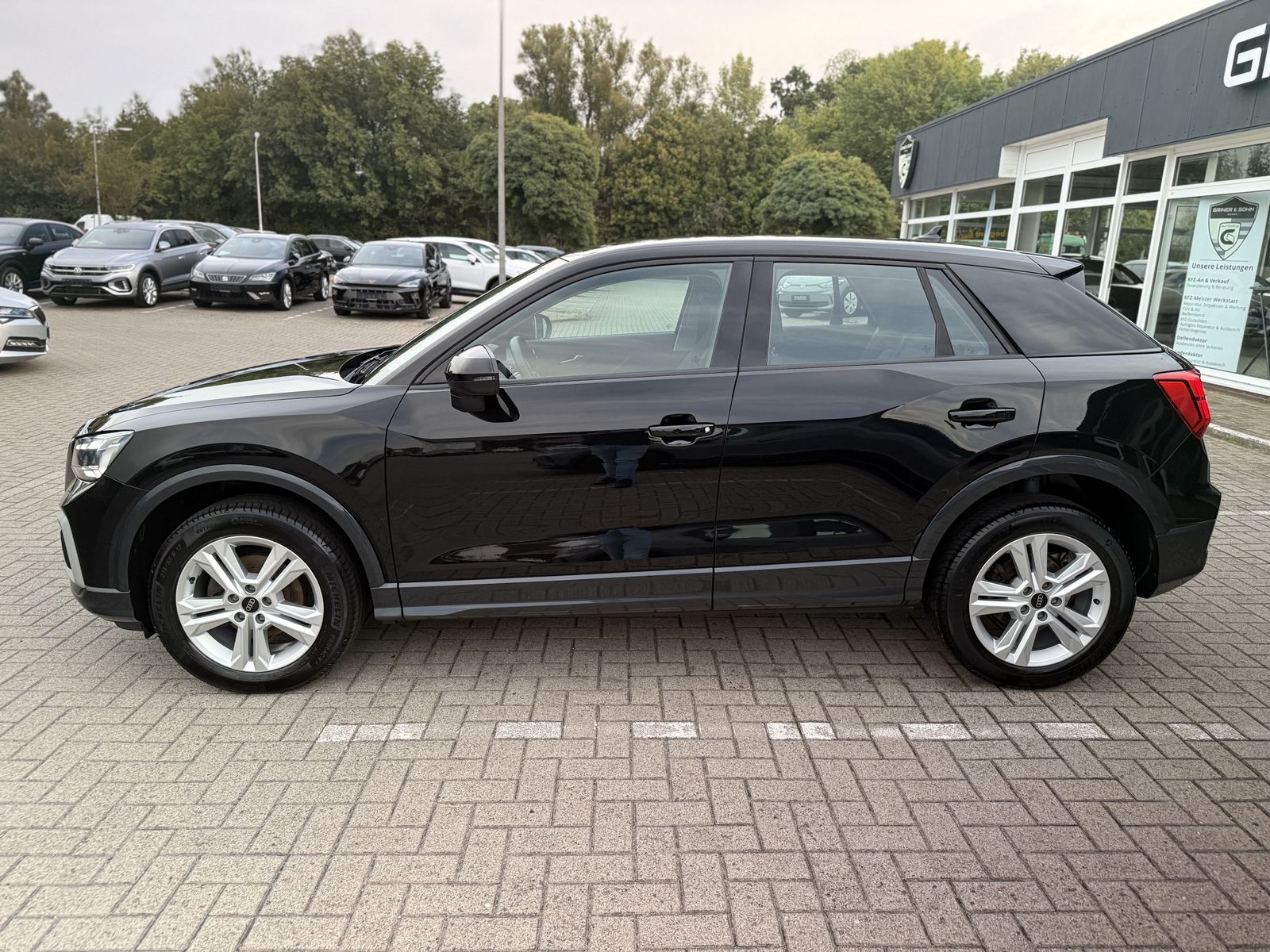 Audi Q2 2023 г. Чёрный, пробег 49271 км