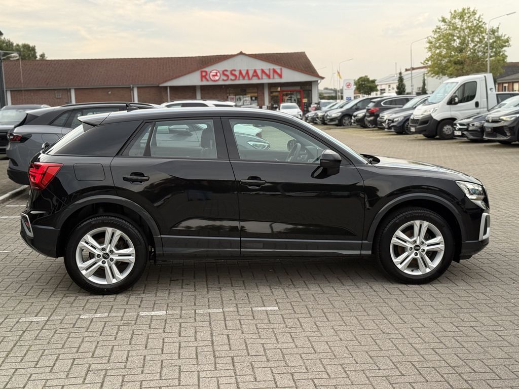 Audi Q2 2023 г. Чёрный, пробег 49271 км