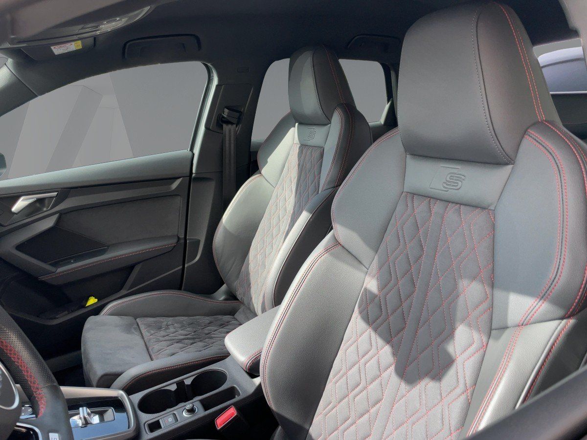Audi A3 2023 г. Серый, пробег 48780 км