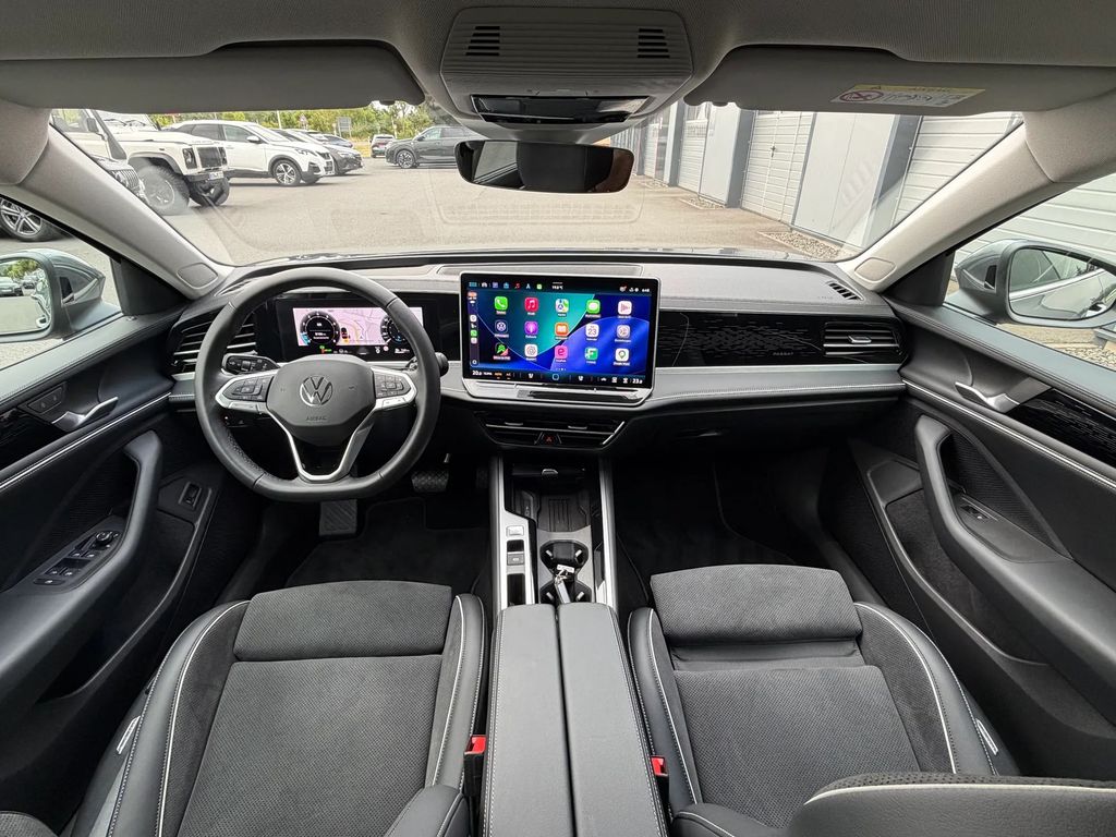 Volkswagen PASSAT VARIANT 2026 г. Серый, пробег 8106 км