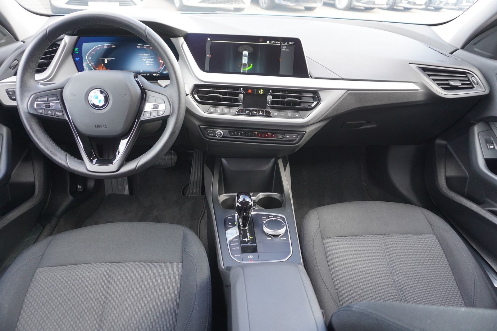 BMW 118 2024 г. Синий, пробег 38325 км