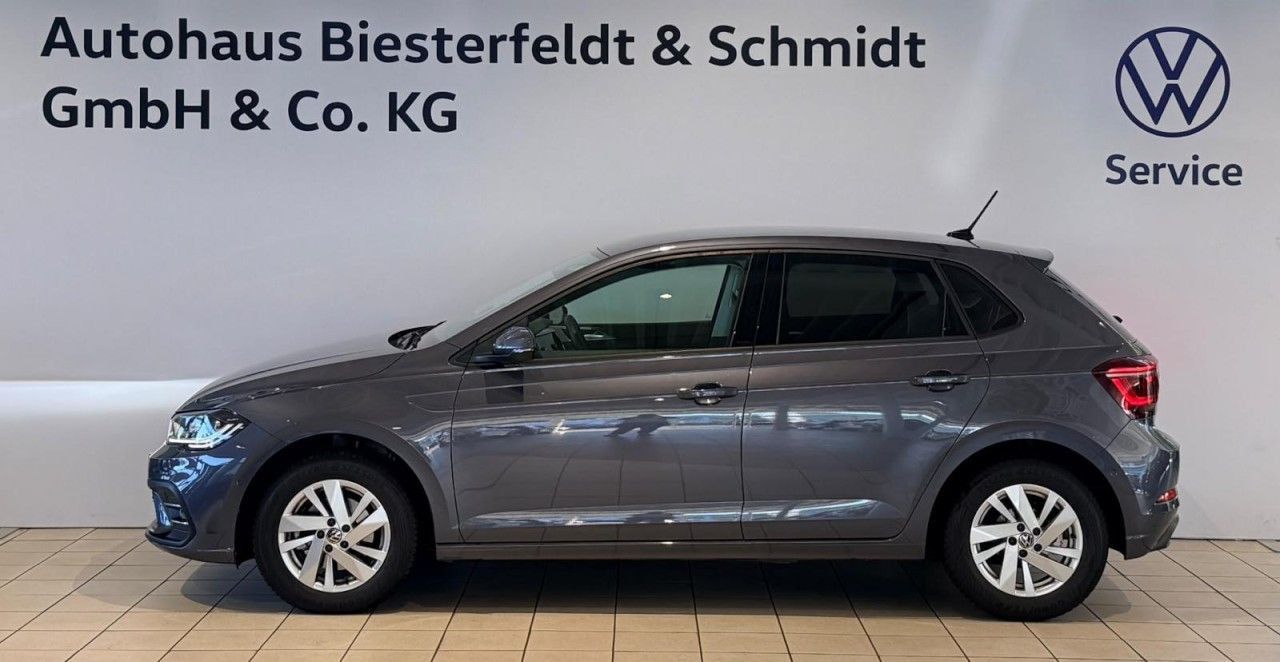 Volkswagen Polo 2022 г. Серый, пробег 8920 км
