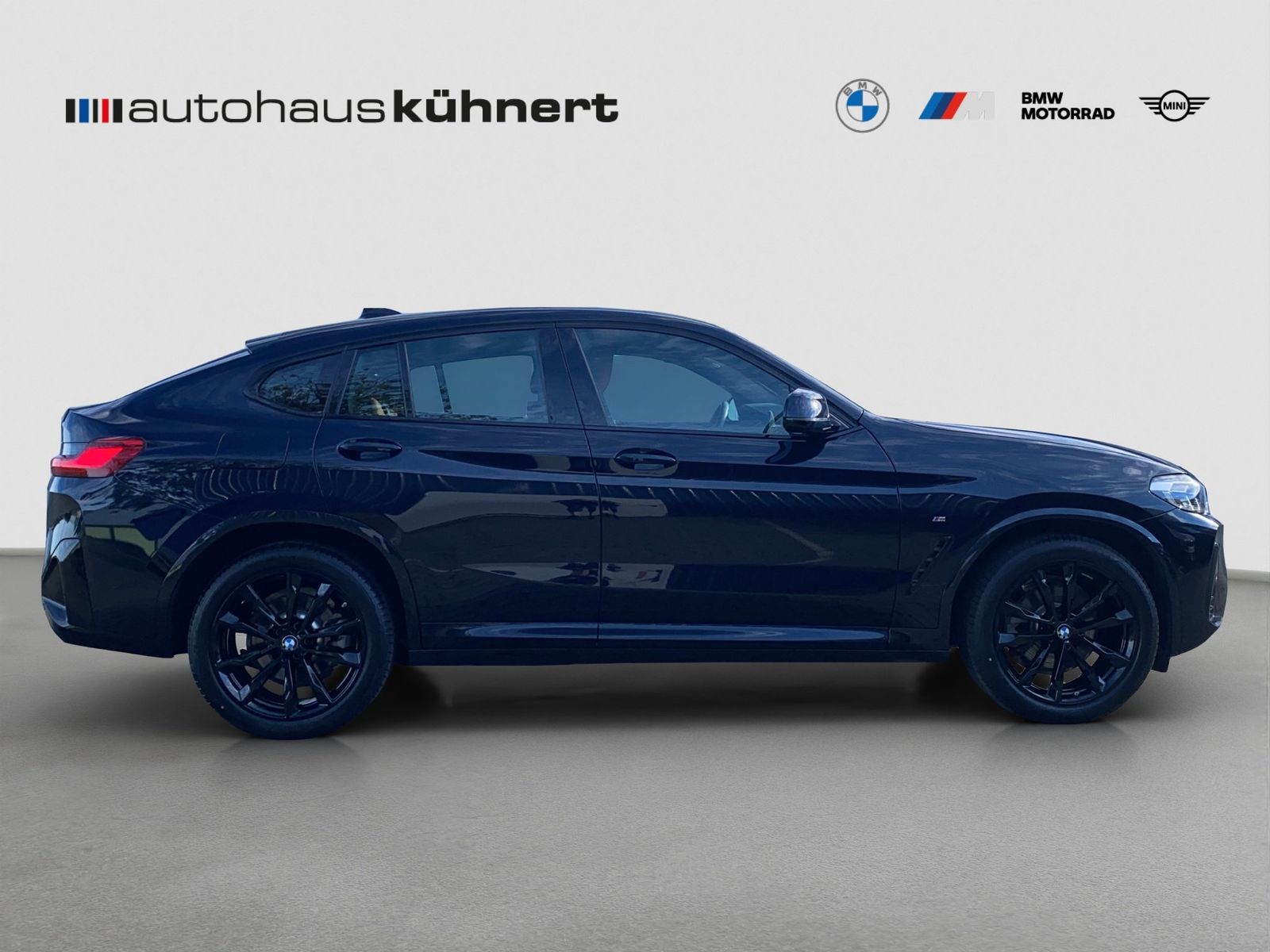 BMW X4 2025 г. Чёрный, пробег 11809 км