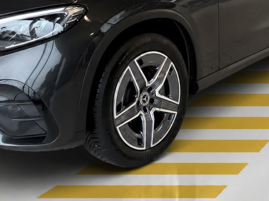 Mercedes-Benz GLC 300 2026 г. Серый, пробег 9875 км