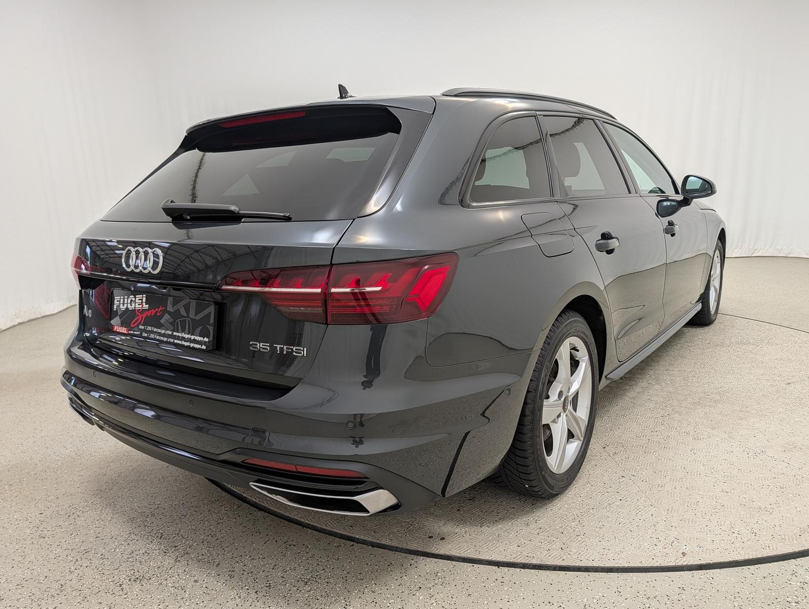 Audi A4 2025 г. Серый, пробег 53324 км
