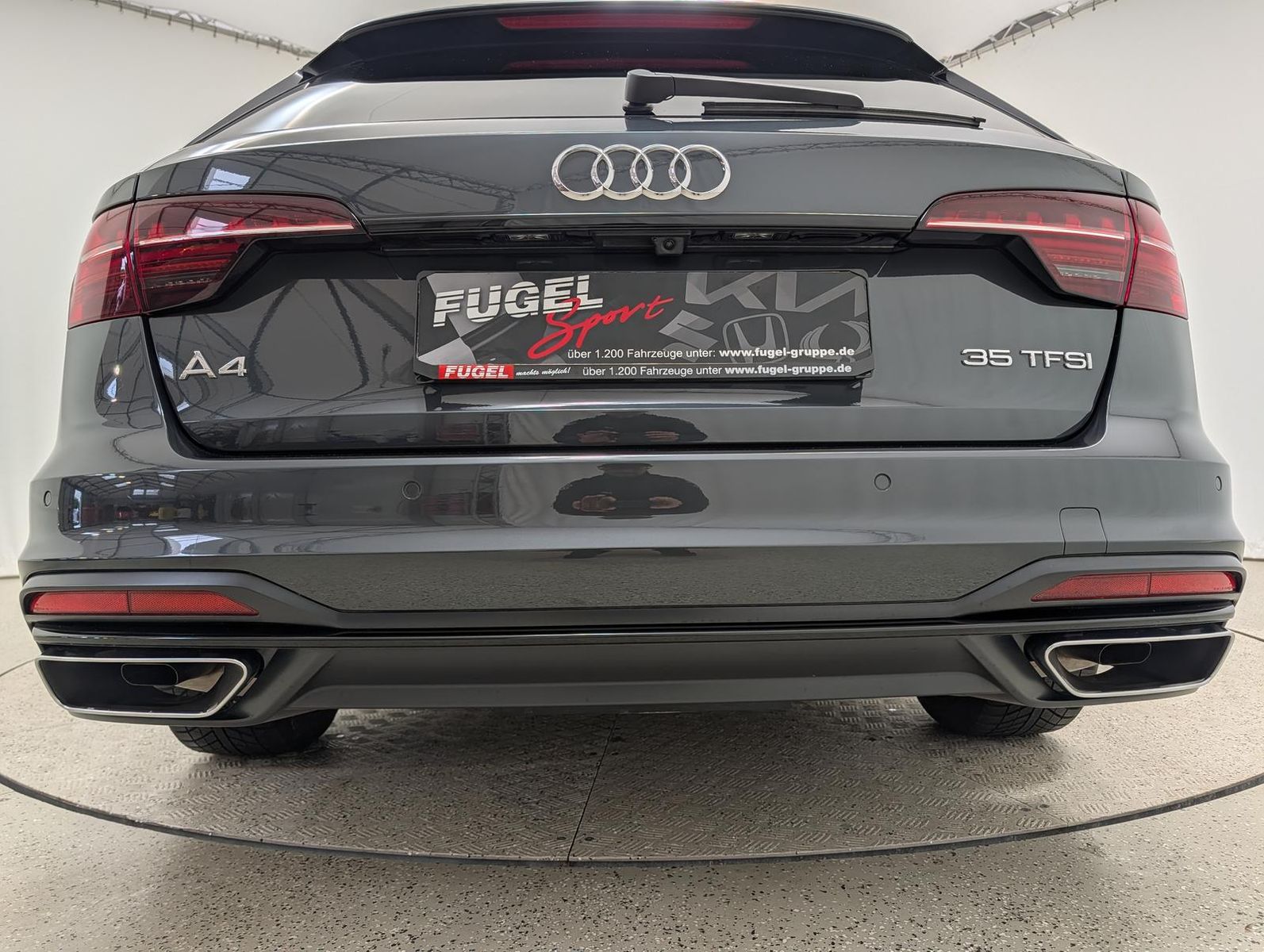 Audi A4 2025 г. Серый, пробег 53324 км