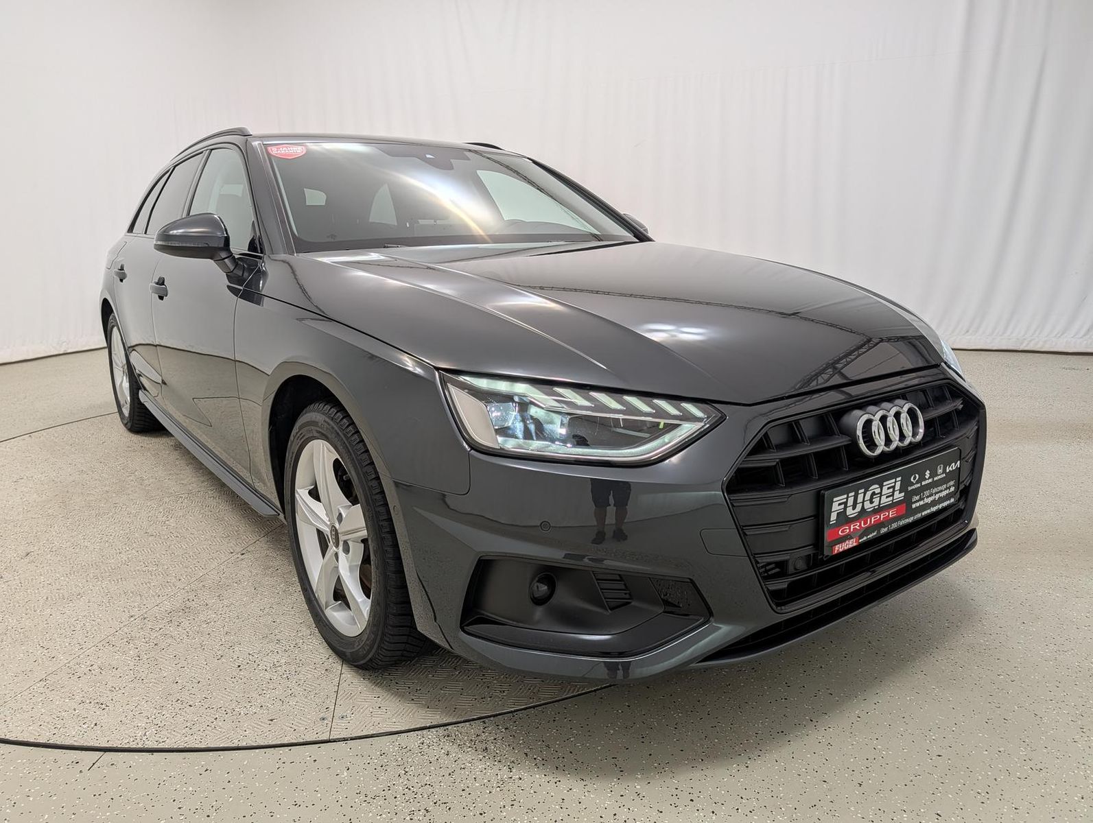 Audi A4 2025 г. Серый, пробег 53324 км