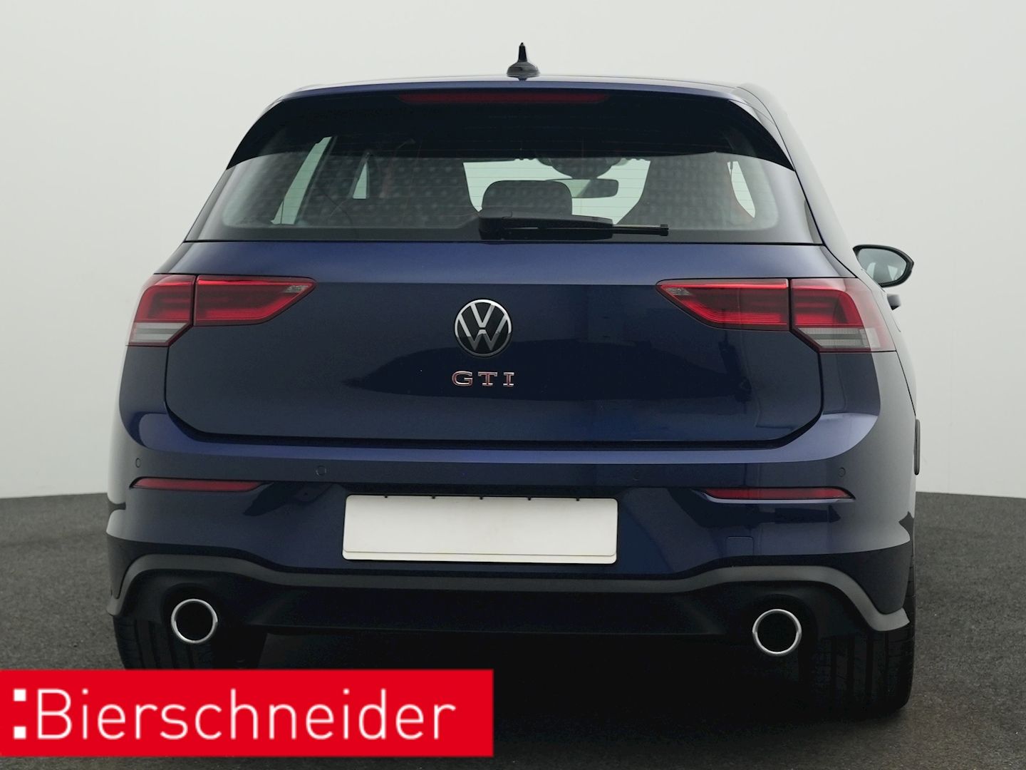 Volkswagen Golf 2023 г. Синий, пробег 30080 км