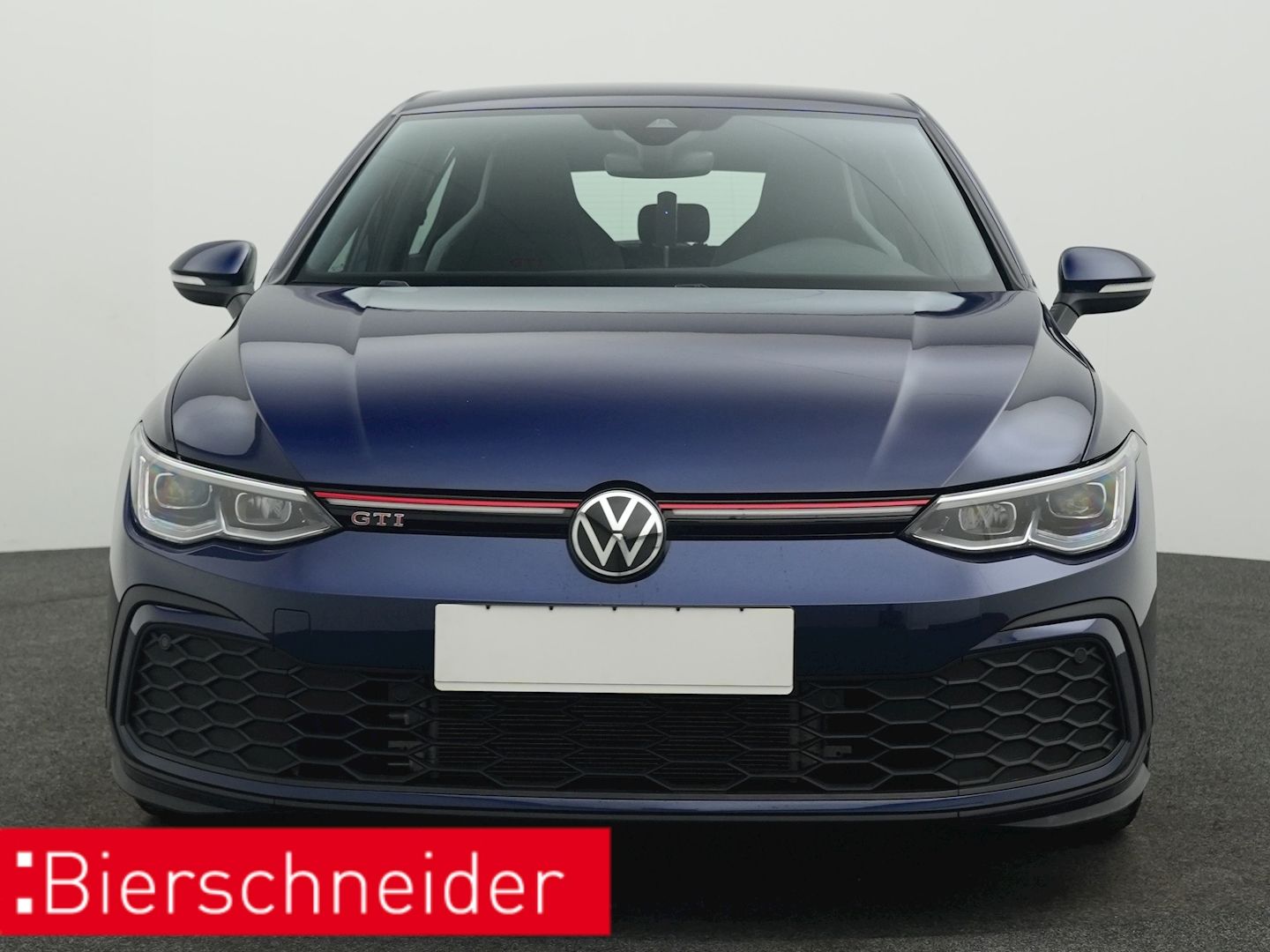 Volkswagen Golf 2023 г. Синий, пробег 30080 км