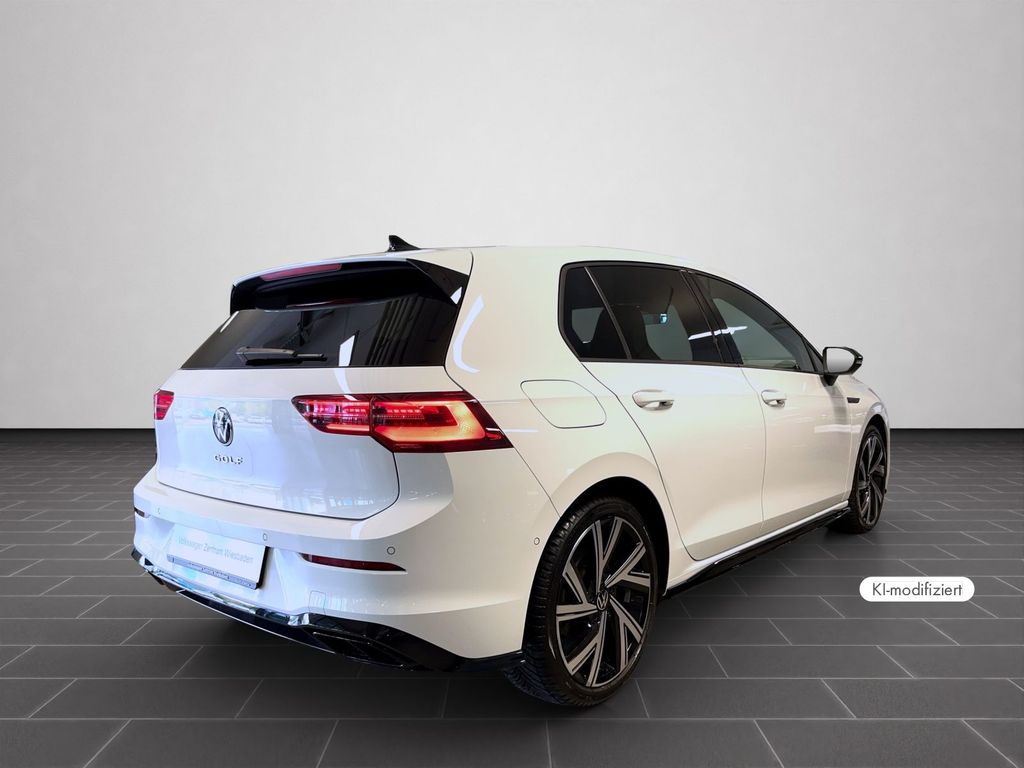 Volkswagen Golf 2022 г. Белый, пробег 45315 км