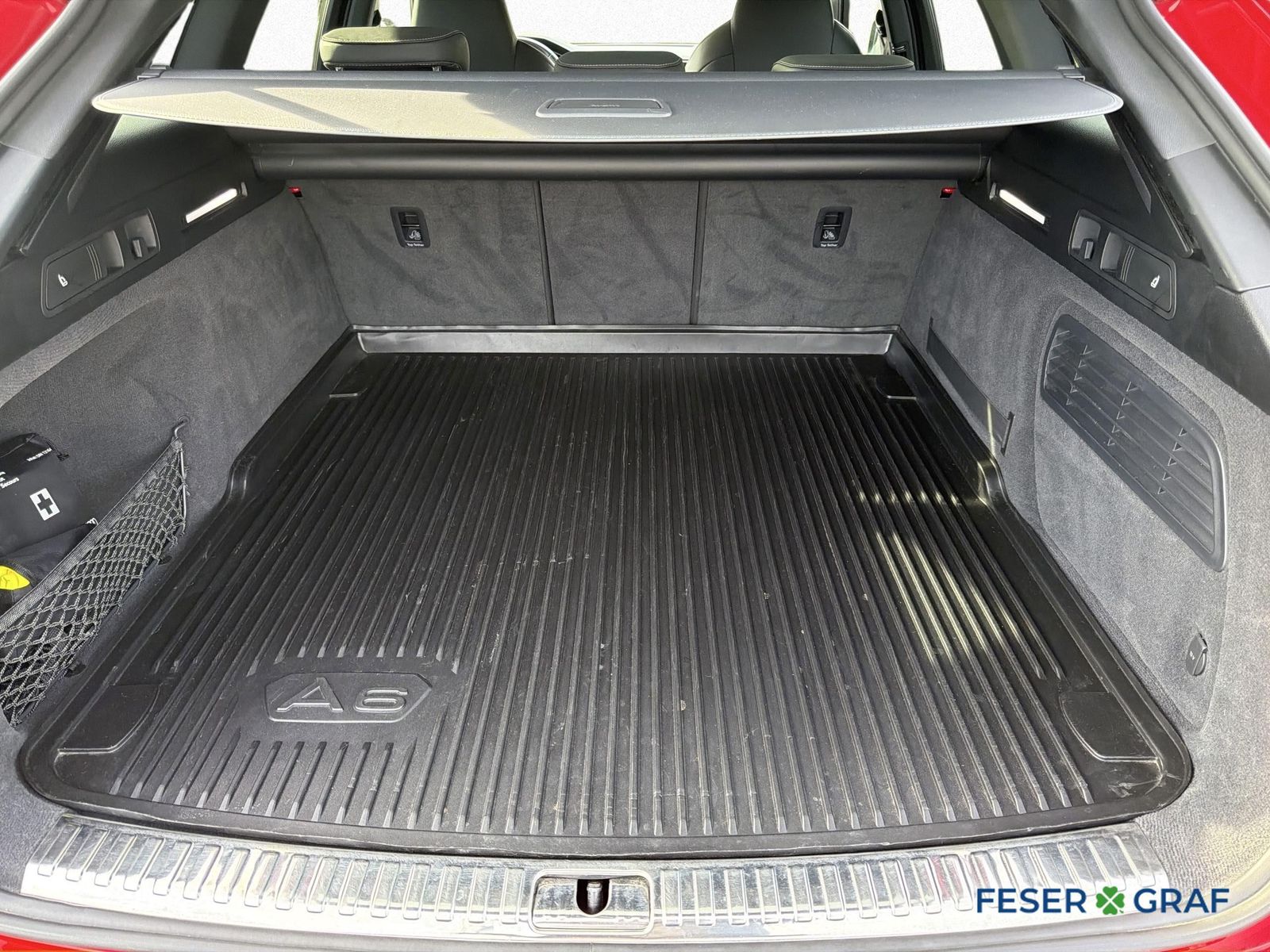 Audi S6 2023 г. Красный, пробег 46890 км