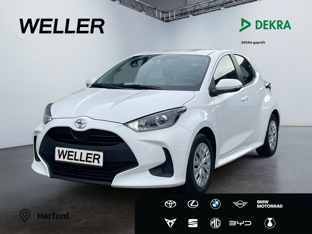 Toyota Yaris 2022 г. Белый, пробег 40000 км