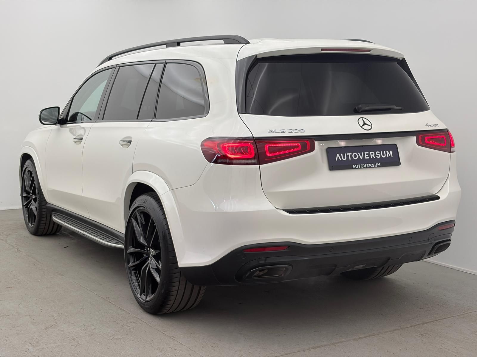 Mercedes-Benz GLS 580 2021 г. Белый, пробег 38106 км