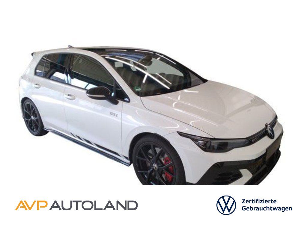 Volkswagen Golf 2026 г. Белый, пробег 6386 км