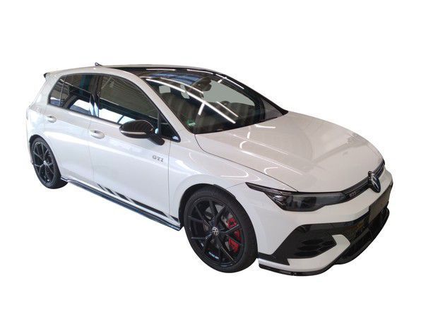 Volkswagen Golf 2026 г. Белый, пробег 6386 км