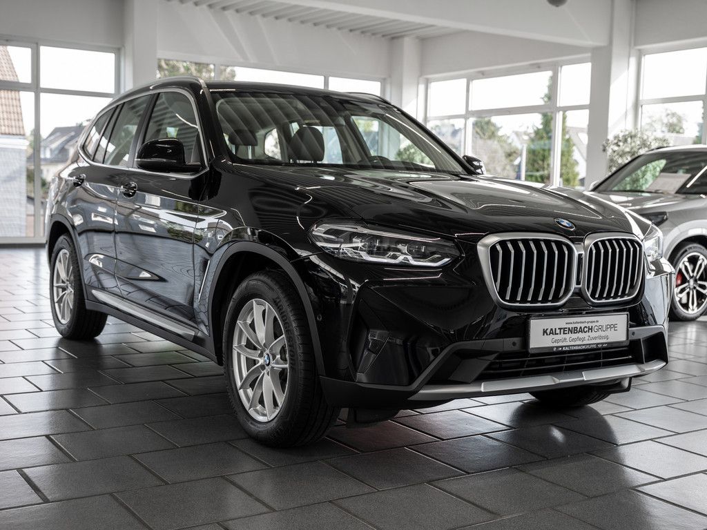 BMW X3 2023 г. Чёрный, пробег 49444 км