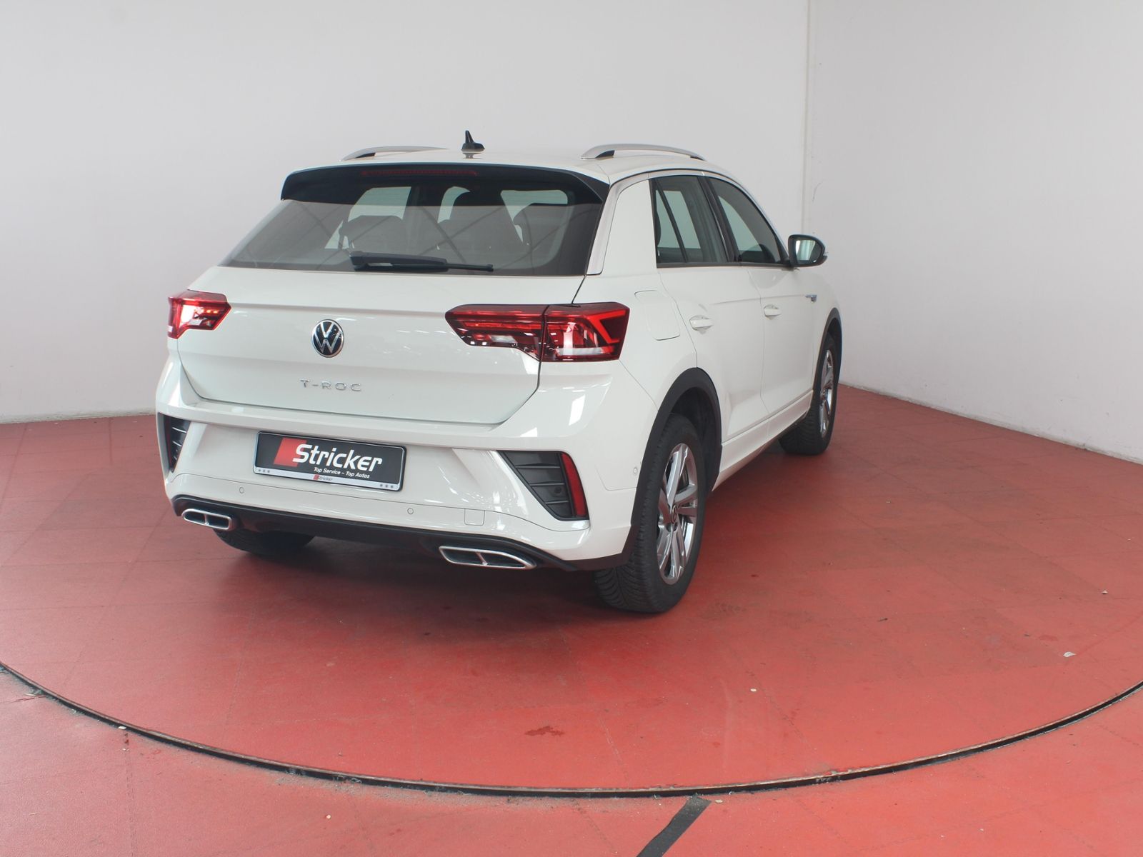 Volkswagen T-Roc 2024 г. Серый, пробег 21463 км