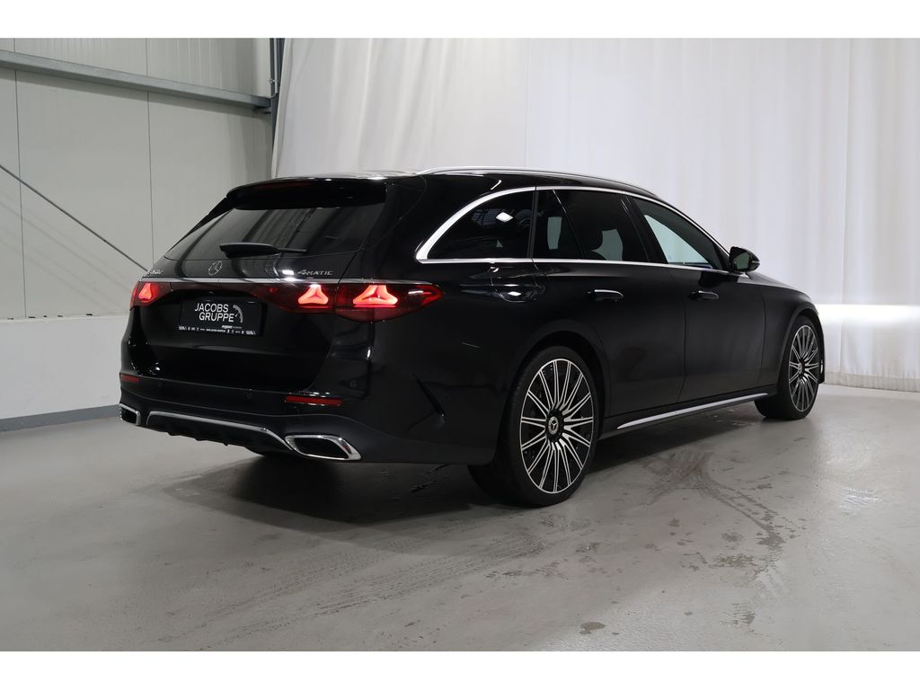 Mercedes-Benz E 450 2024 г. Чёрный, пробег 46000 км