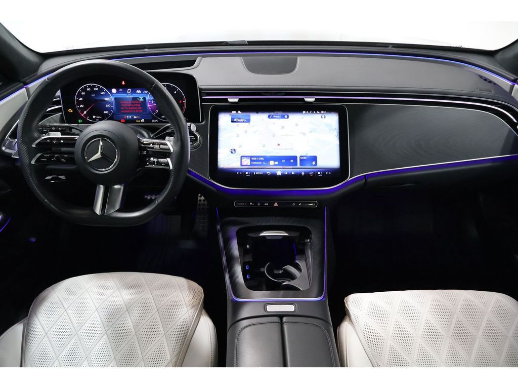 Mercedes-Benz E 450 2024 г. Чёрный, пробег 46000 км