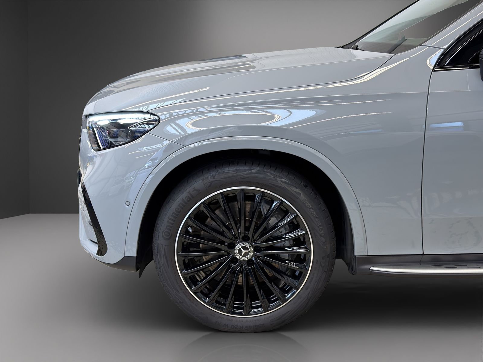 Mercedes-Benz GLC 300 2025 г. Серый, пробег 43133 км
