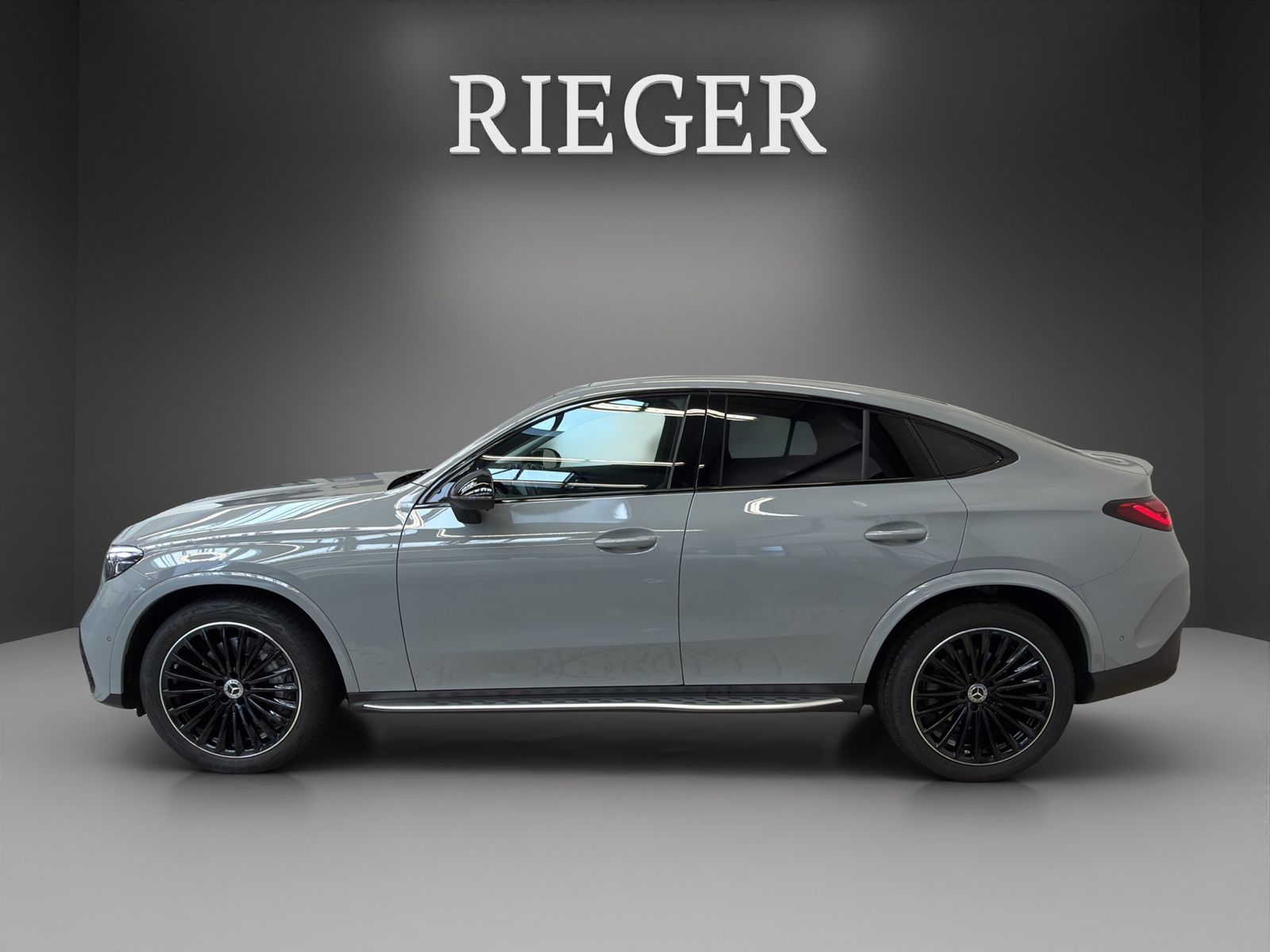 Mercedes-Benz GLC 300 2025 г. Серый, пробег 43133 км