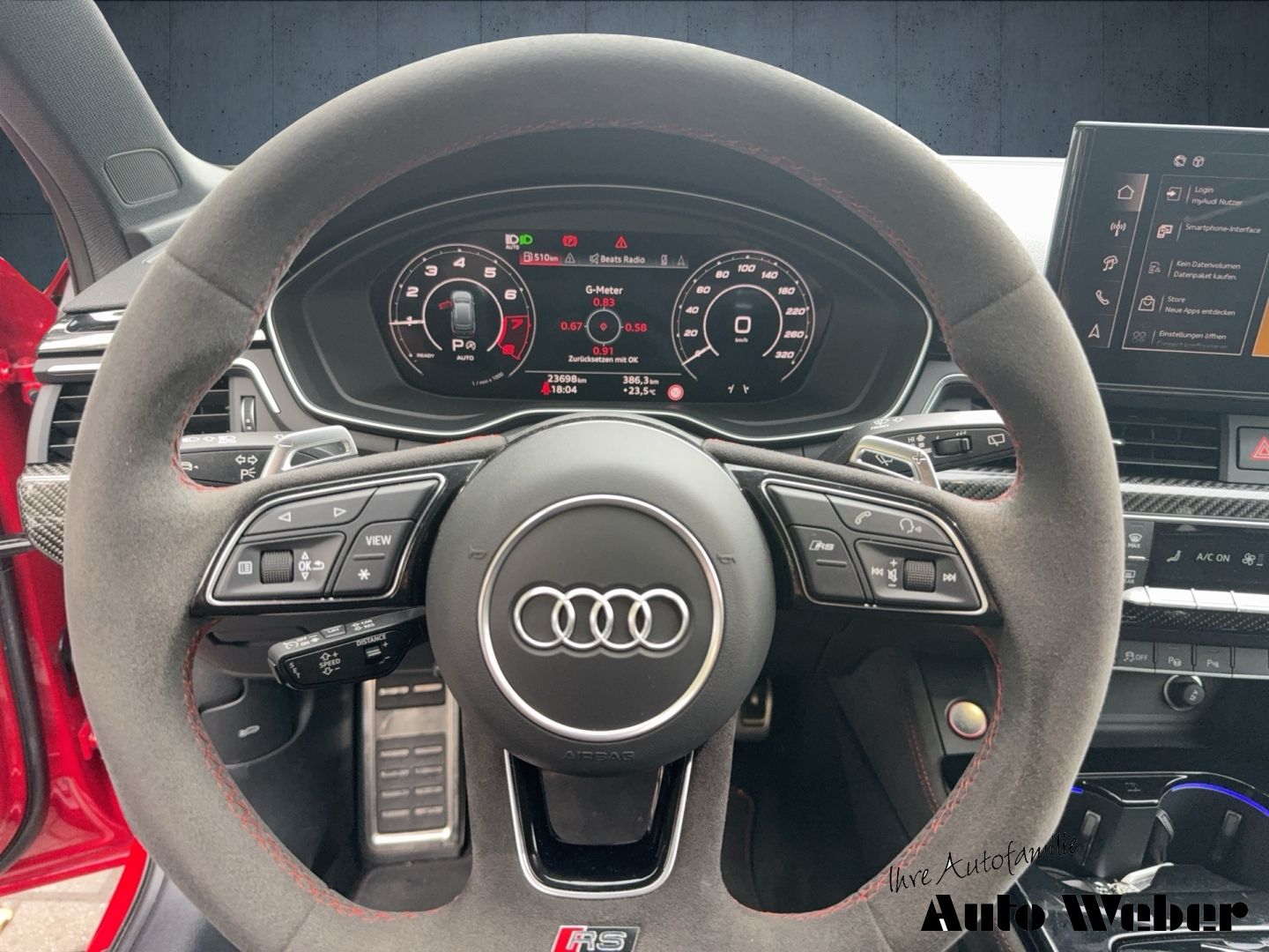 Audi RS4 2024 г. Красный, пробег 23688 км