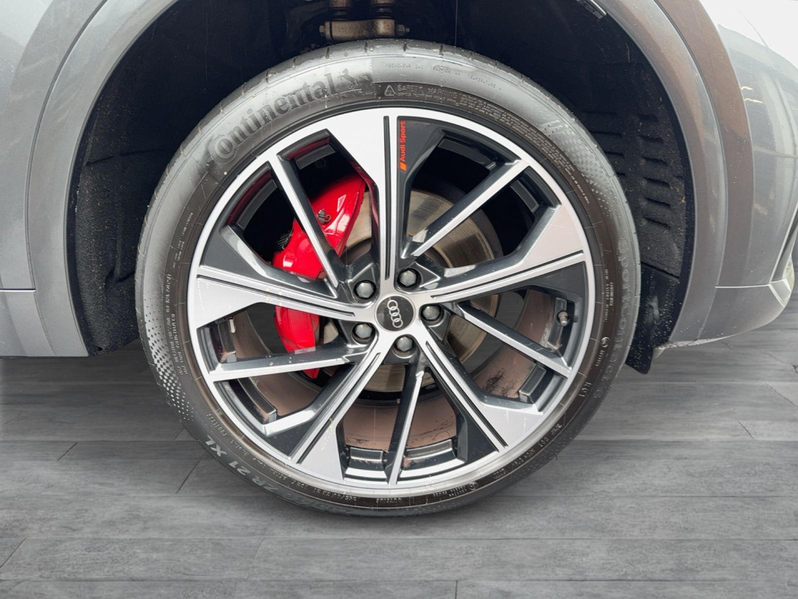 Audi Q5 2022 г. Серый, пробег 44755 км
