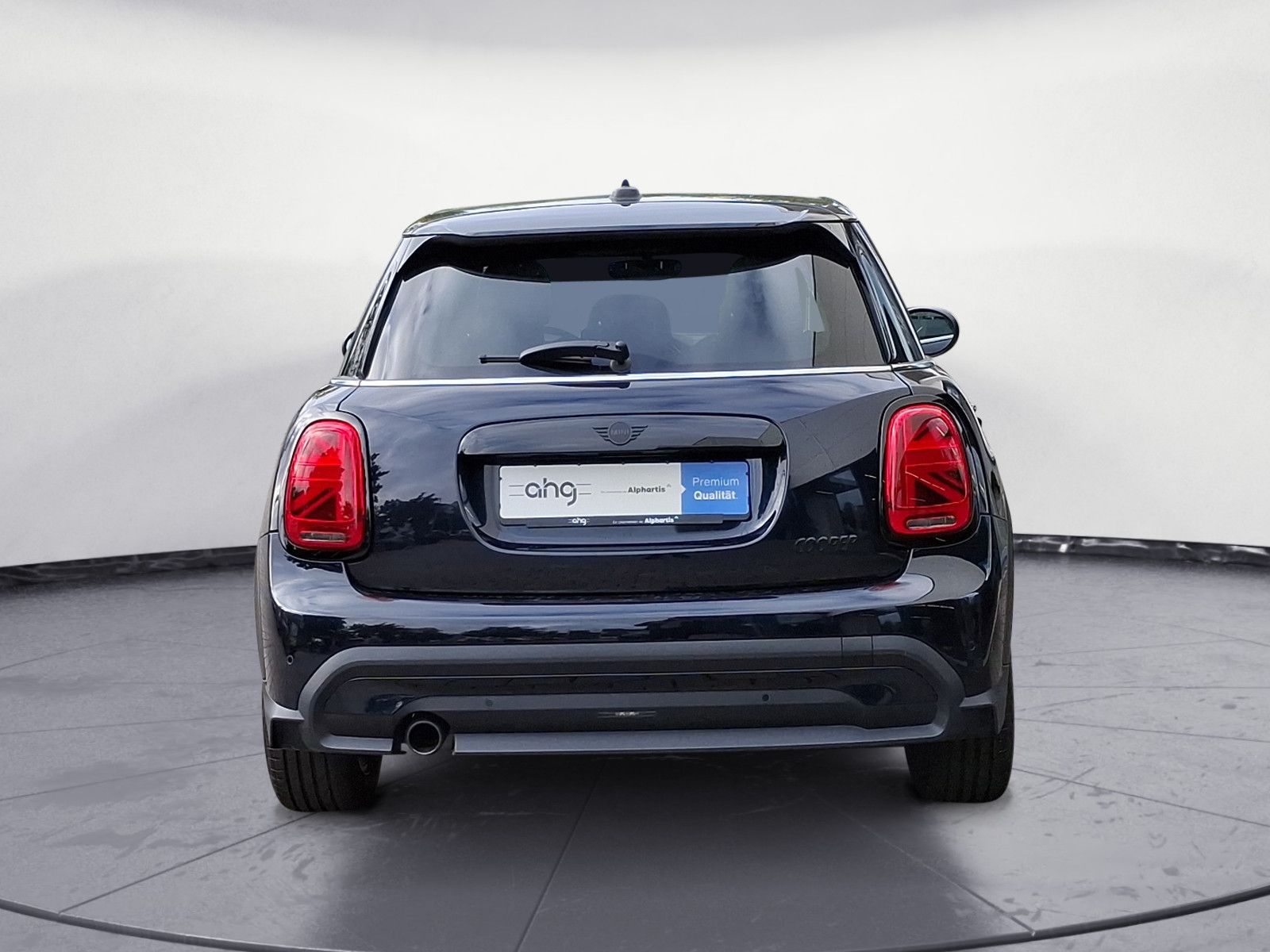 Mini COOPER 2022 г. Чёрный, пробег 46265 км