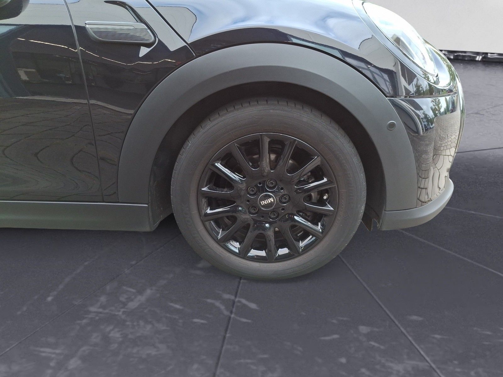 Mini COOPER 2022 г. Чёрный, пробег 46265 км