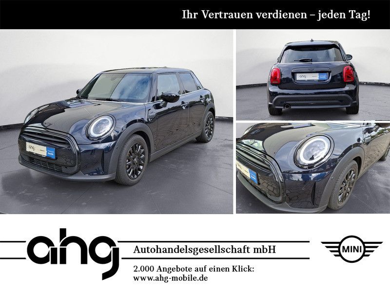 Mini COOPER 2022 г. Чёрный, пробег 46265 км