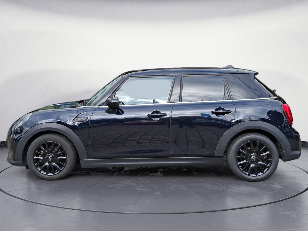 Mini COOPER 2022 г. Чёрный, пробег 46265 км