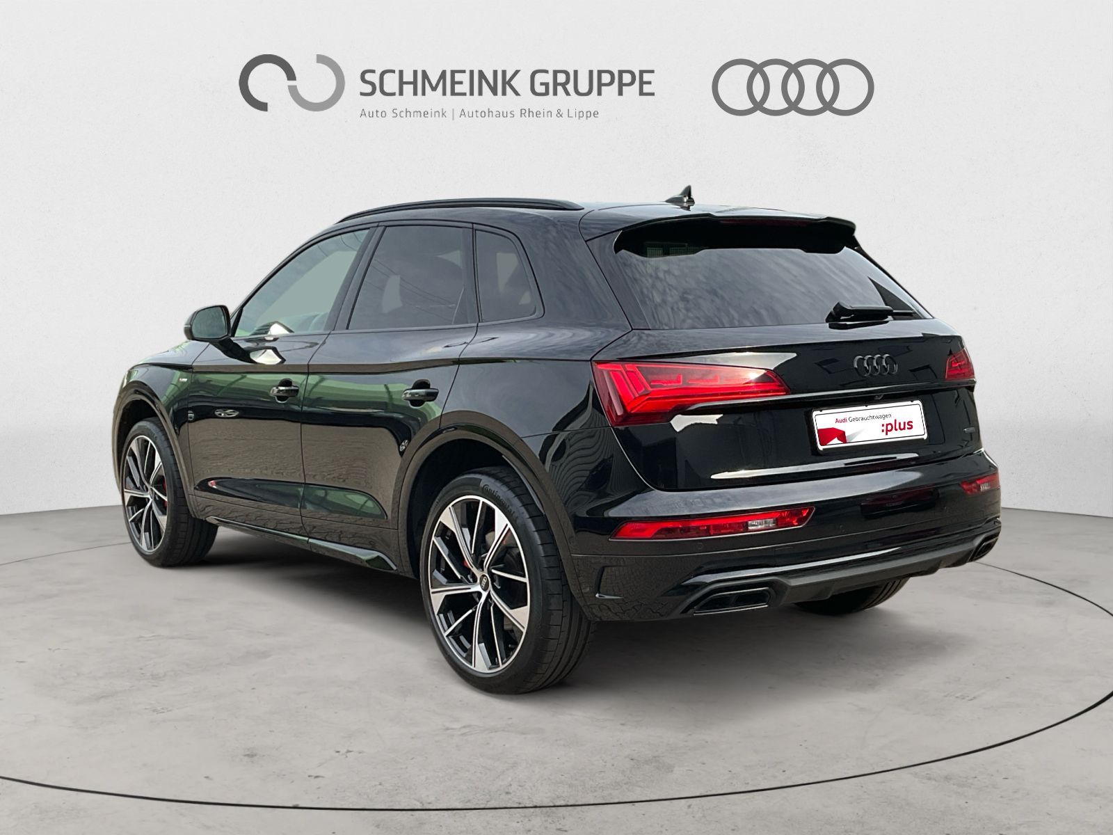 Audi Q5 2022 г. Чёрный, пробег 43581 км