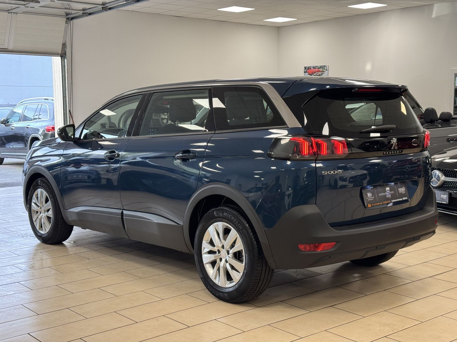 Peugeot 5008 2022 г. Синий, пробег 55935 км