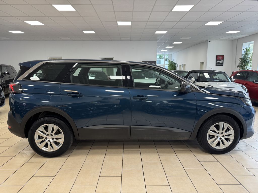 Peugeot 5008 2022 г. Синий, пробег 55935 км