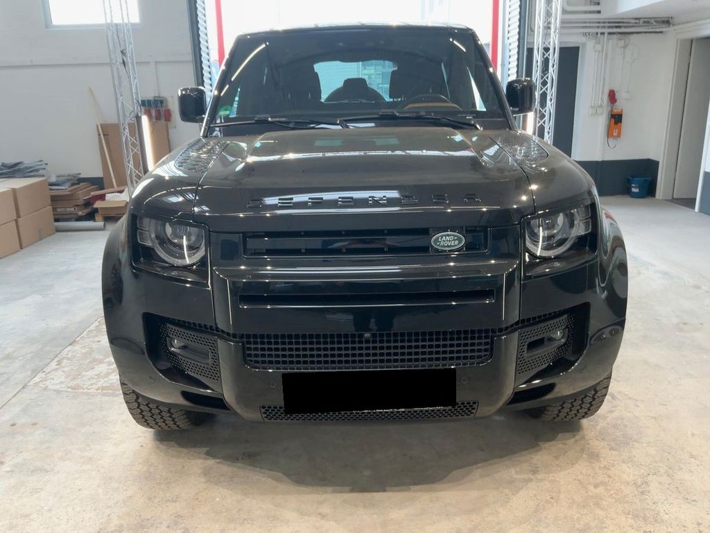 Land Rover Defender 2024 г. Чёрный, пробег 54113 км