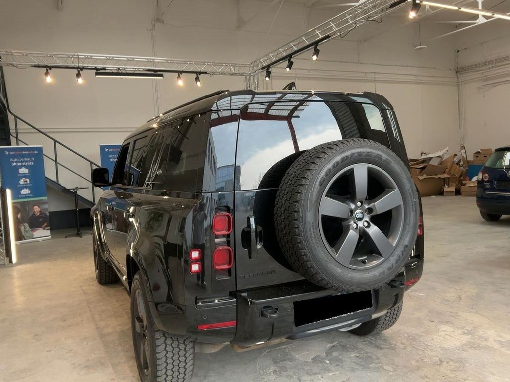 Land Rover Defender 2024 г. Чёрный, пробег 54113 км