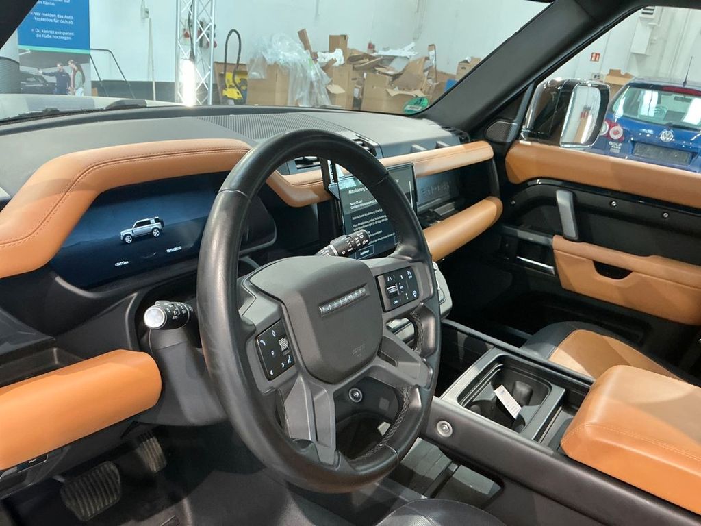 Land Rover Defender 2024 г. Чёрный, пробег 54113 км