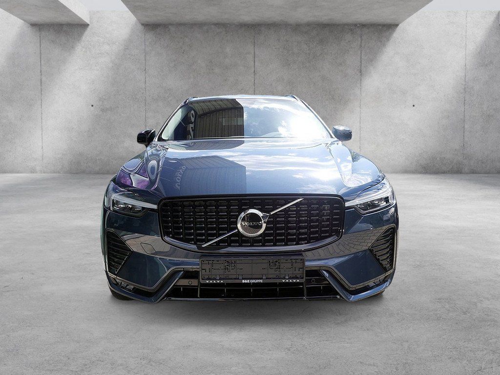 Volvo XC60 2023 г. Синий, пробег 41712 км