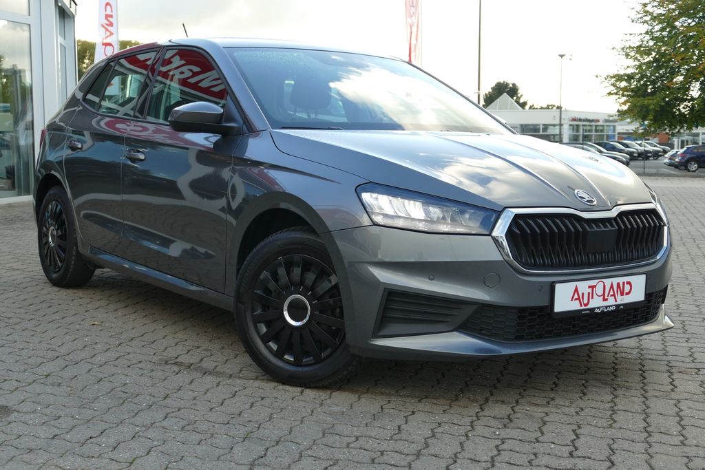 Skoda Fabia 2022 г. Серый, пробег 51569 км