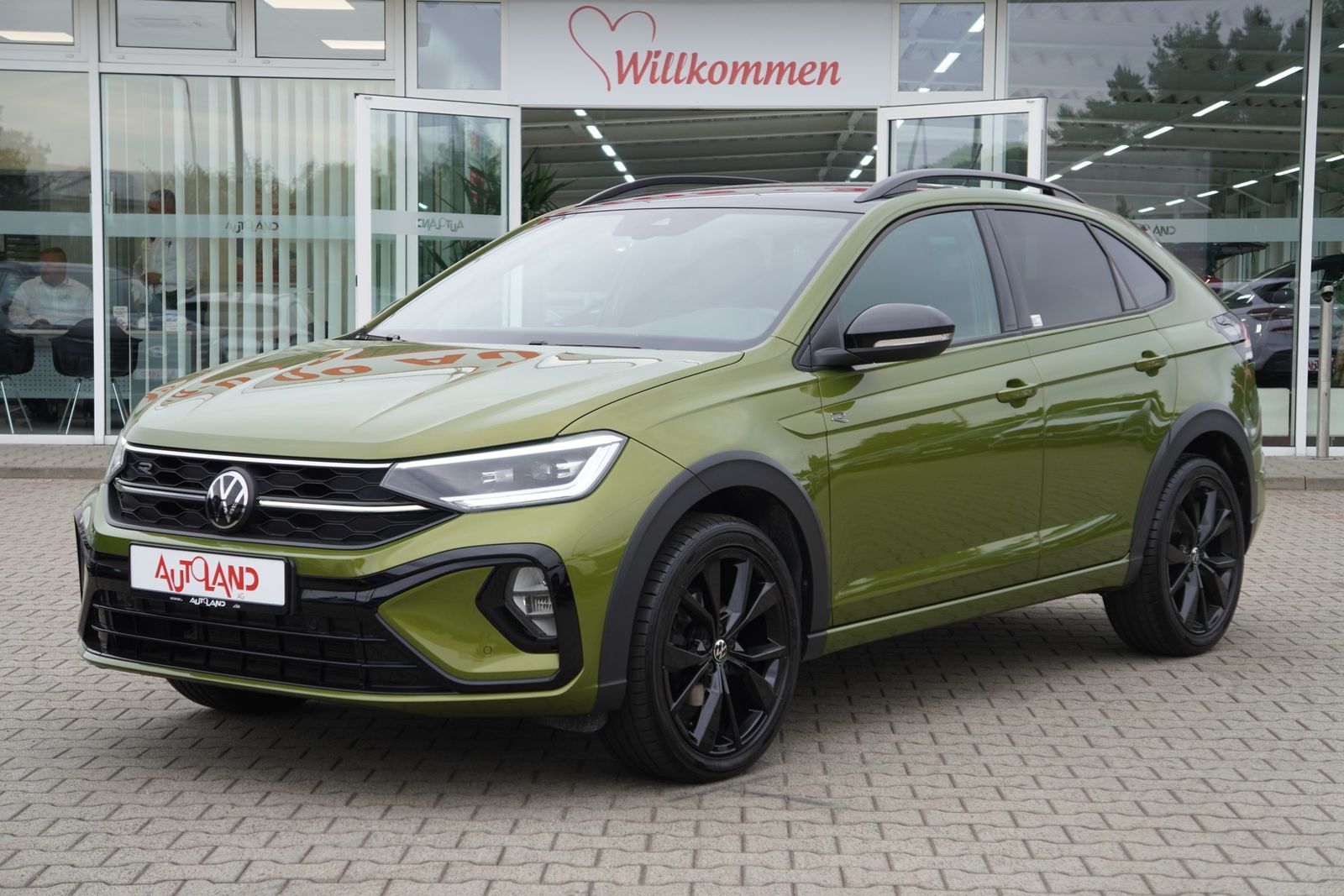 Volkswagen Taigo 2024 г. Зелёный, пробег 32058 км