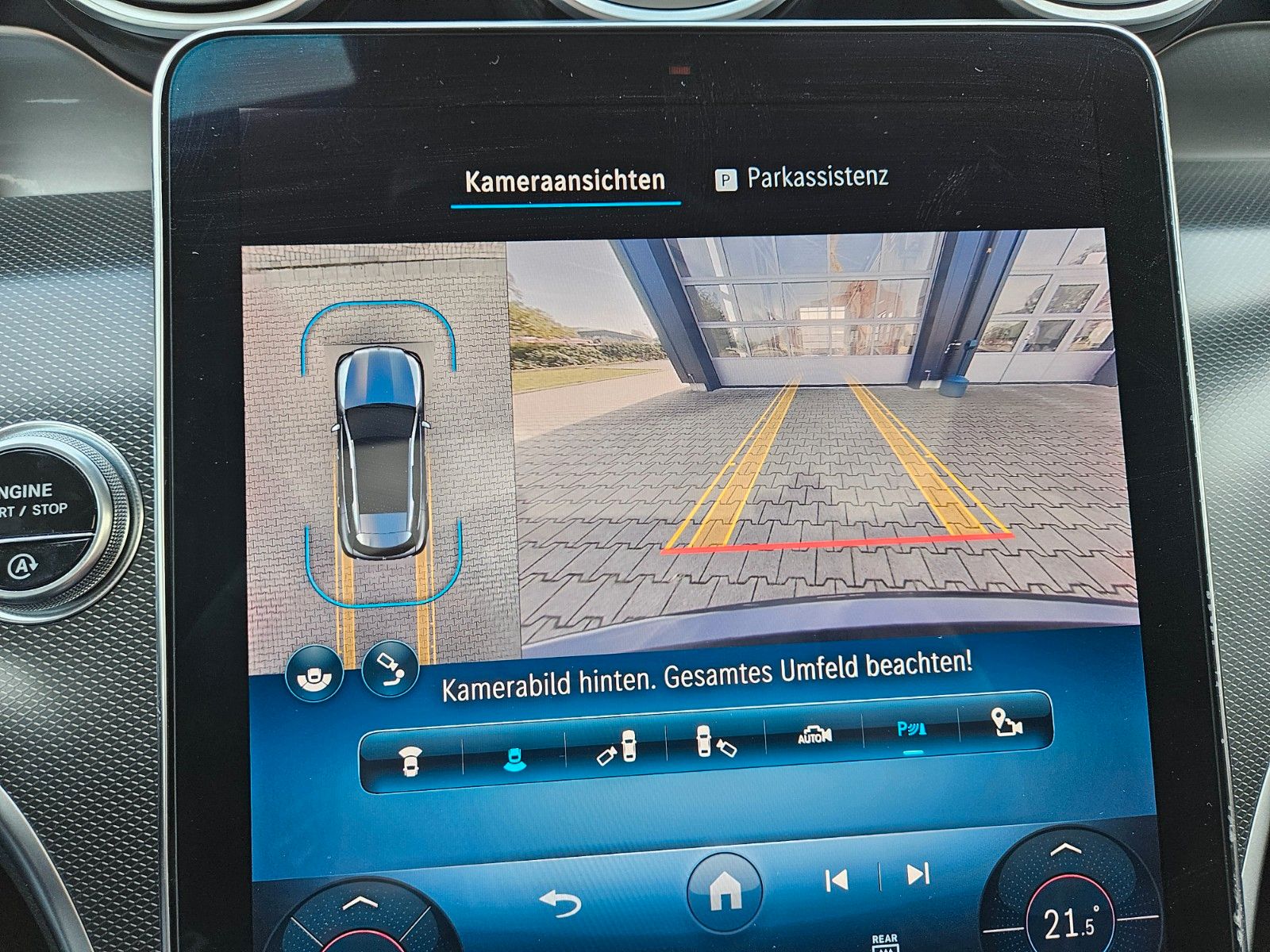 Mercedes-Benz GLC 300 2023 г. Серый, пробег 46900 км
