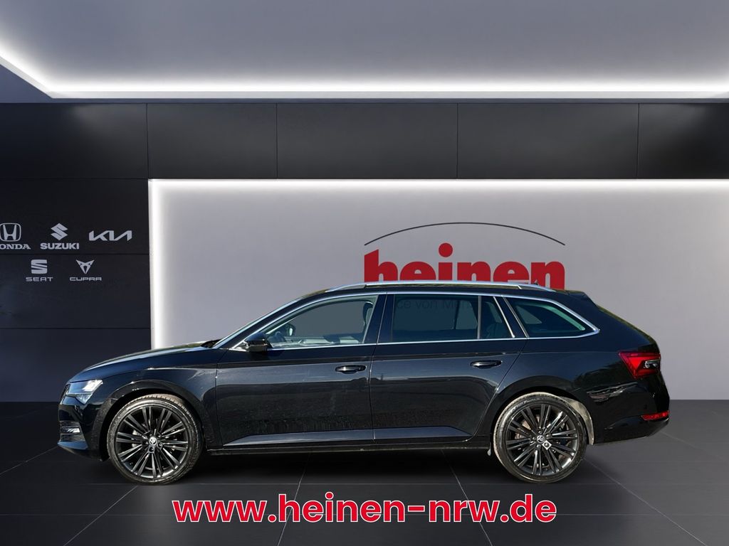 Skoda Superb 2023 г. Чёрный, пробег 47134 км