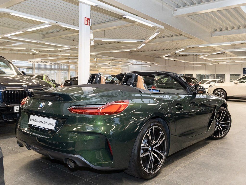 BMW Z4 2025 г. Зелёный, пробег 10713 км