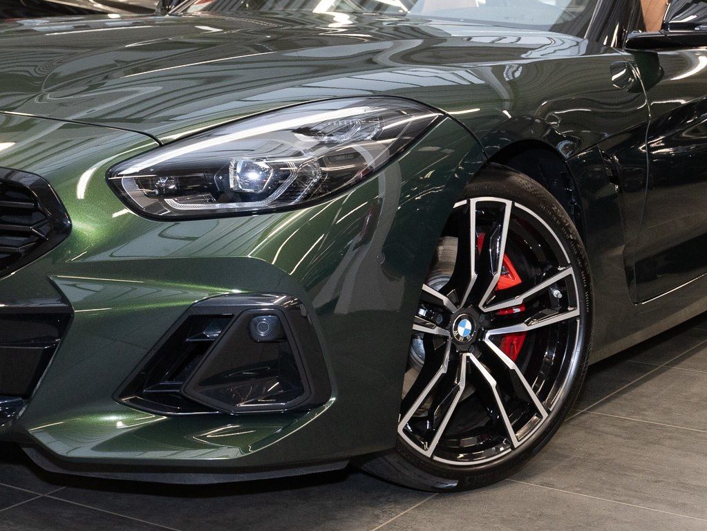 BMW Z4 2025 г. Зелёный, пробег 10713 км