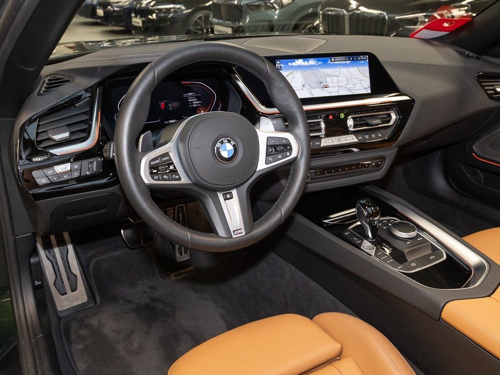 BMW Z4 2025 г. Зелёный, пробег 10713 км