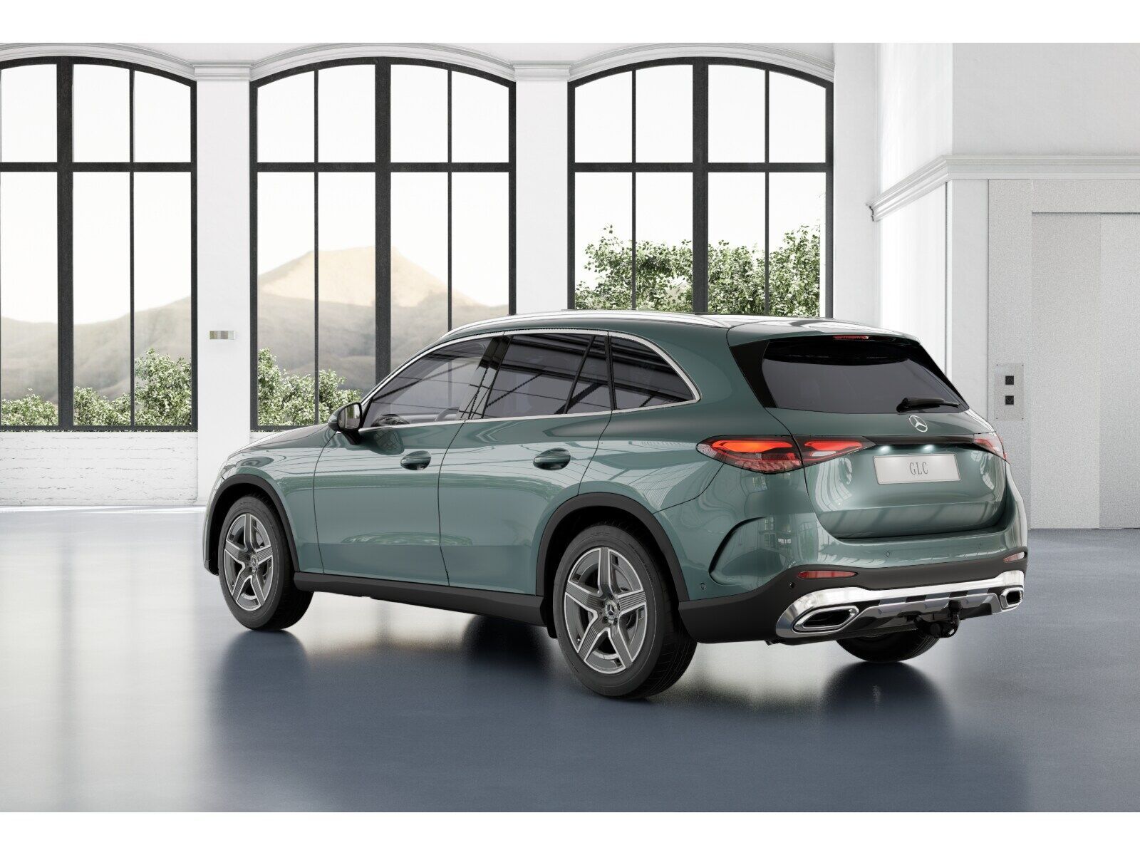 Mercedes-Benz GLC 300 2025 г. Серебристый, пробег 9693 км