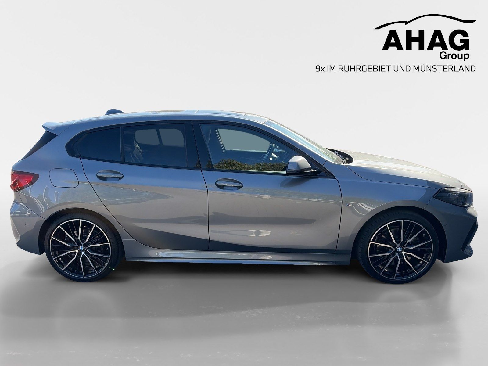 BMW 120 2022 г. Серебристый, пробег 51500 км