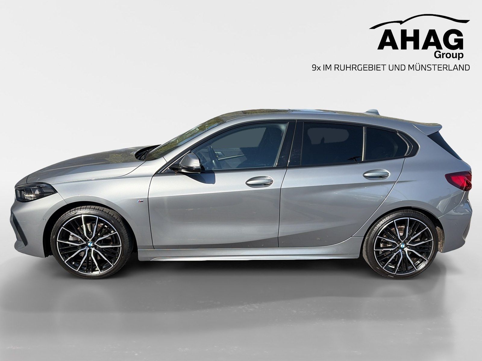 BMW 120 2022 г. Серебристый, пробег 51500 км