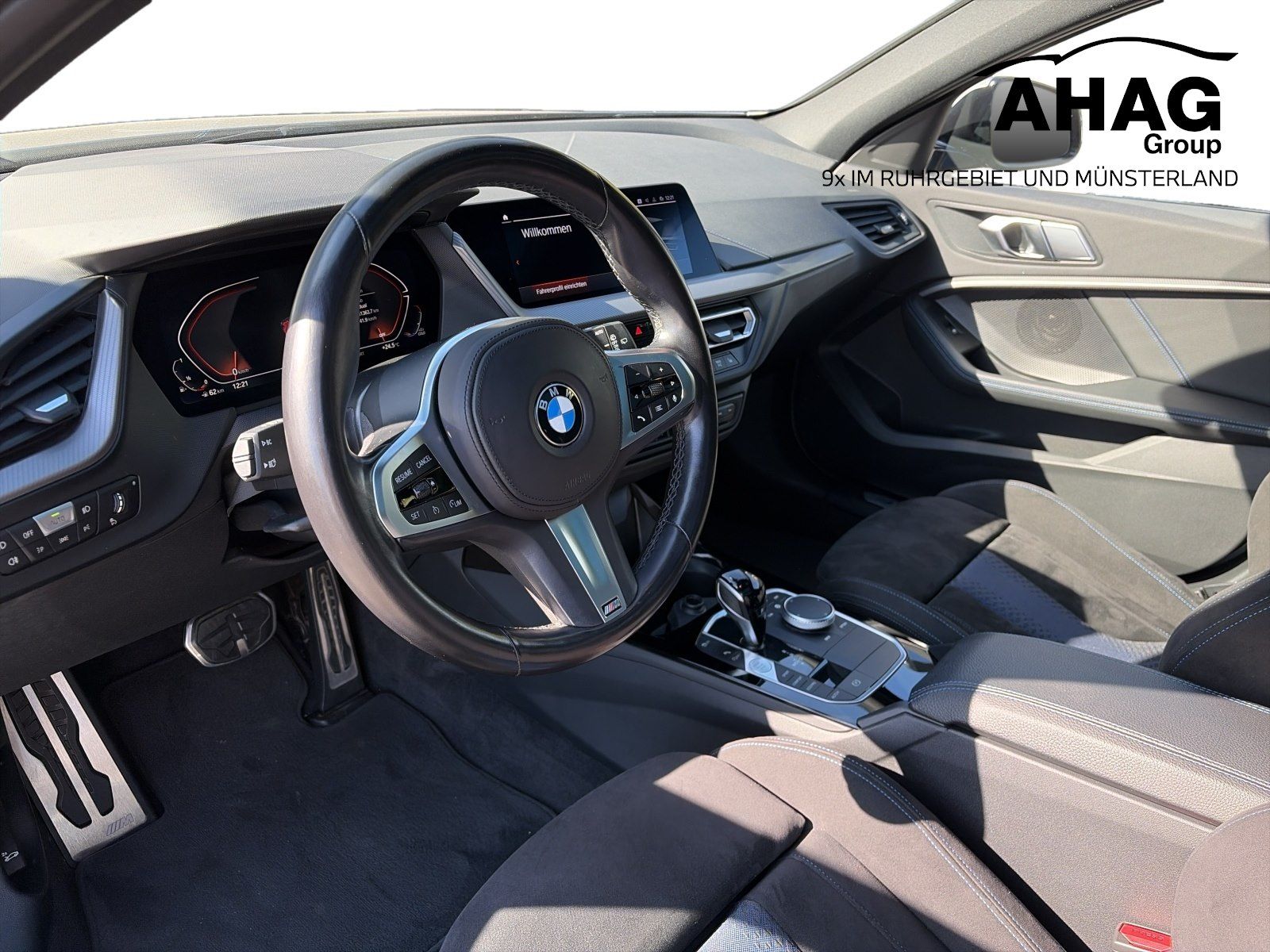 BMW 120 2022 г. Серебристый, пробег 51500 км