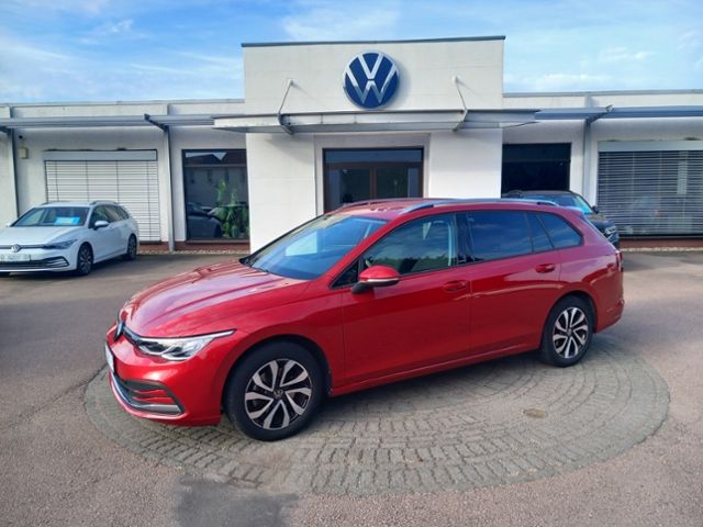 Volkswagen Golf 2022 г. Красный, пробег 40187 км